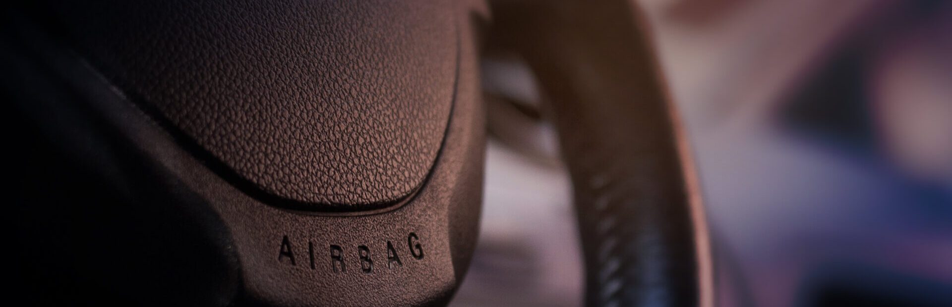 Defective airbag within steering wheel